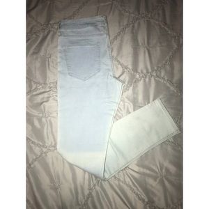 Light wash Skinny jeans